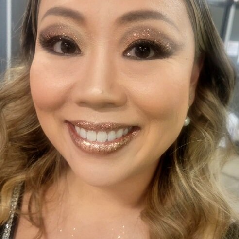 Gold glitter glam eye and lip by LMB.